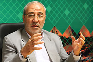آقای حاجی : دست‌های پنهان در نابسامانی ارز