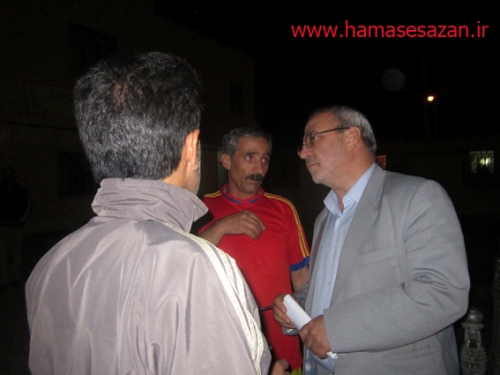 بازديد آقاي حاجي از سالن ورزشي ايثار(جانبازان)