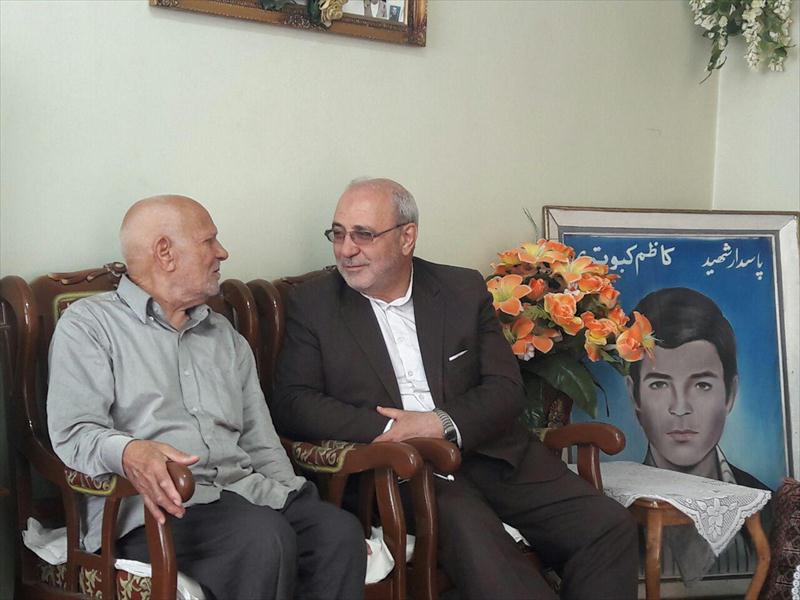 دیدارهای نوروزی آقای حاجی از جنس شهدا