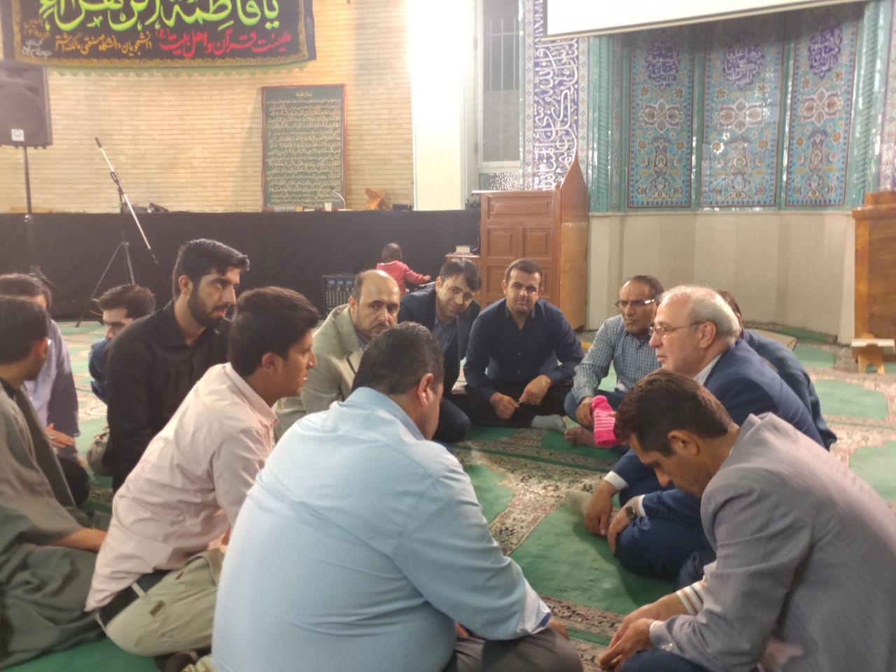 حضور آقای حاجی در جمع معتکفین