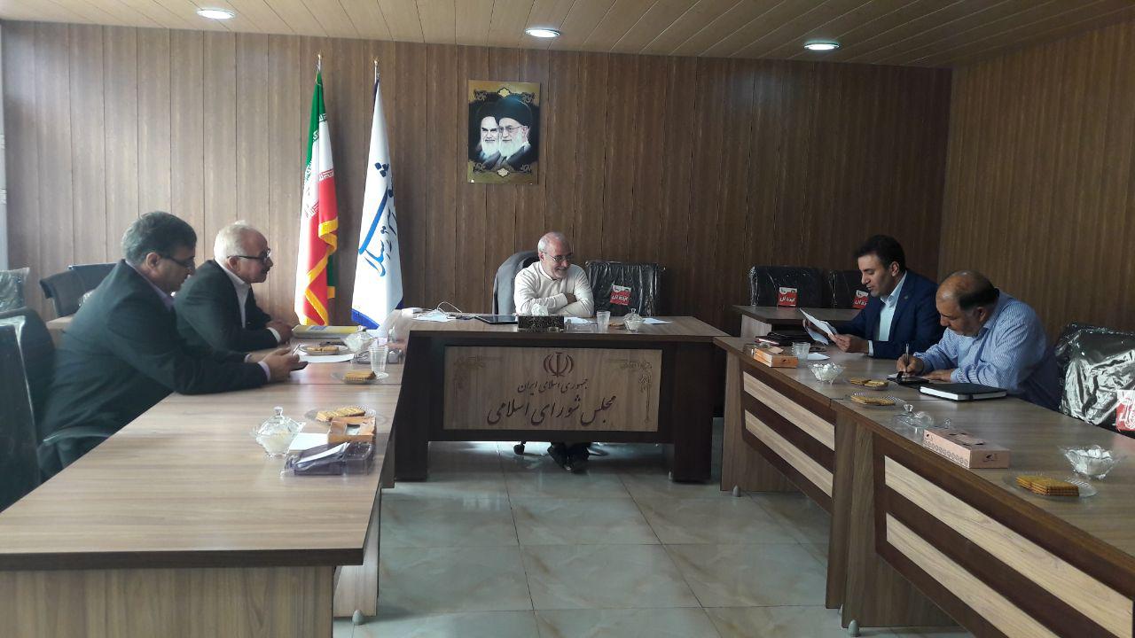 دیدار مدیر عامل سازمان فرهنگی ورزشی شهرداری شاهین شهر با آقای حاجی