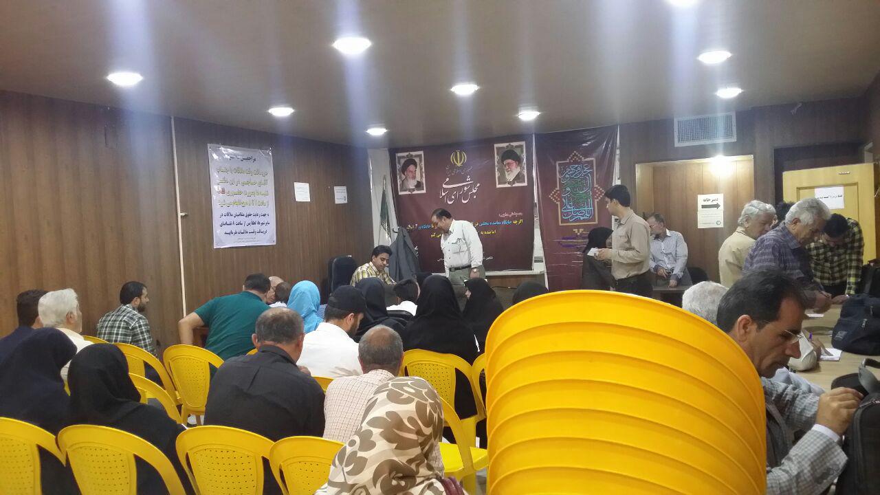 ملاقات مردمی جناب آقای حاجی در دفتر شاهین شهر – امروز شنبه ۱۷ تیر ماه ۹۶