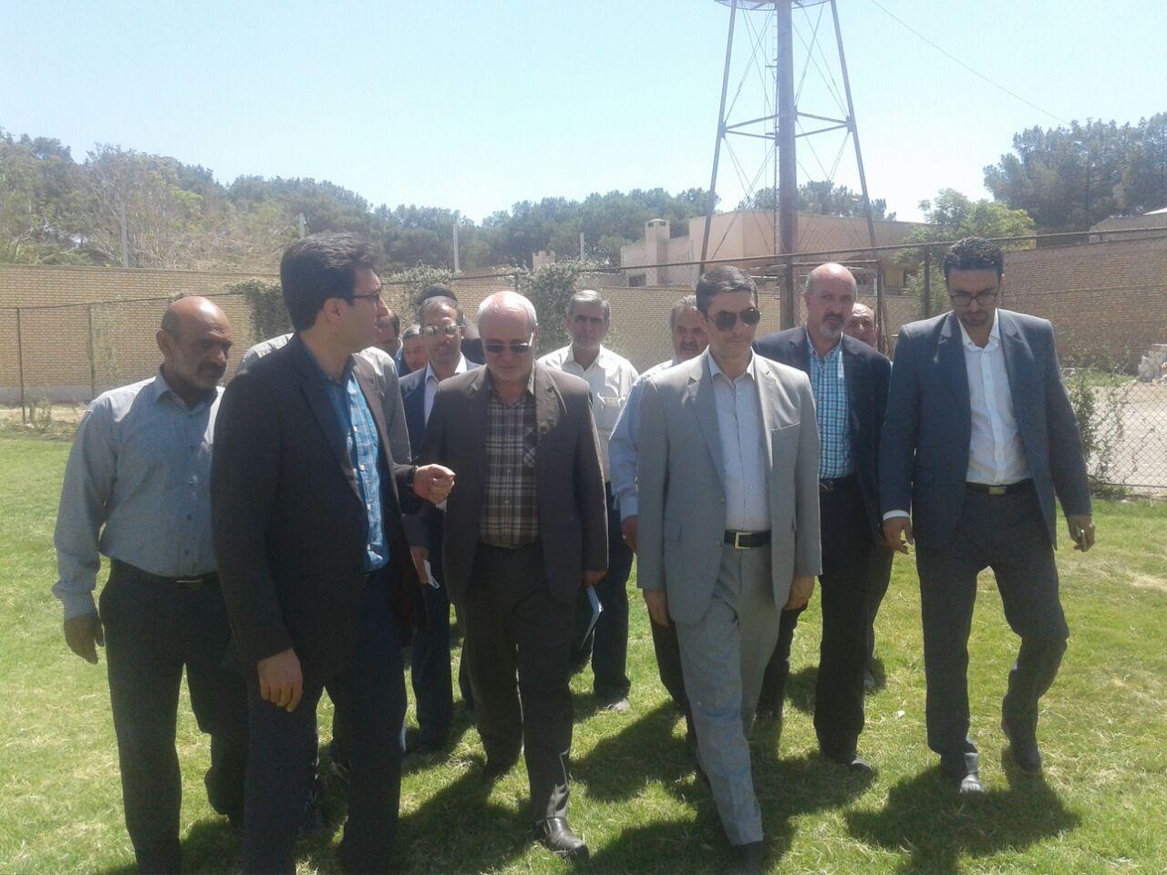 بازدید معاون وزیر ورزش و جوانان از مجموعه ورزشی شهر گز برخوار – امروز دوشنبه ۲ مرداد ۹۶