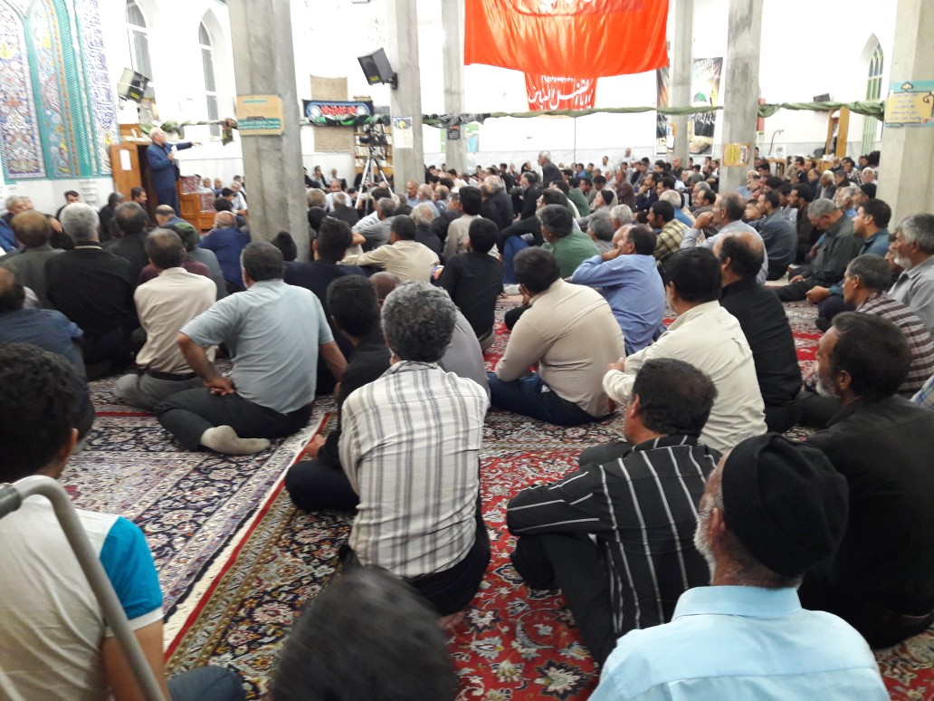 ✔ حاجی در اجتماع معترضین به انتقال پساب از برخوار به شرق اصفهان : صبر انقلابی داشته باشید