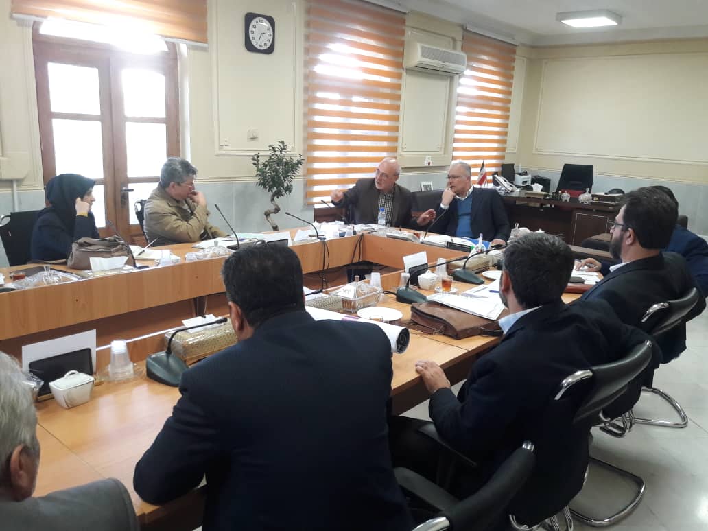 📌جلسه تسهیل سرمایه گذاری احداث کارخانه خودرو هیبریدی در منطقه