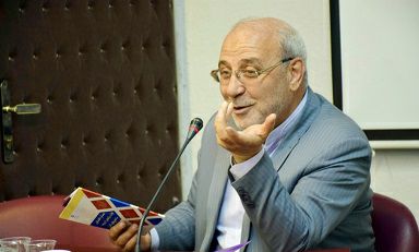 دوران نظام تک قطبی در عرصه جهانی به سر آمده است