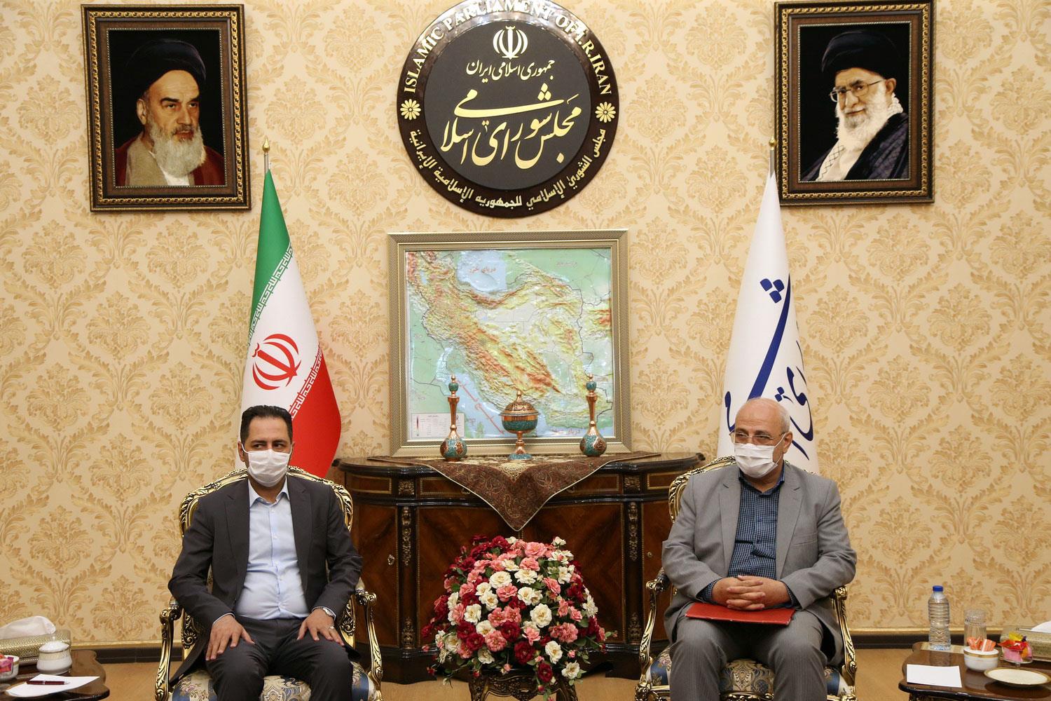 اهم مطالب مطرح شده در دیدار و گفتگوی رئیس اتاق بازرگانی مشترک ایران و افغانستان با آقای حاجی