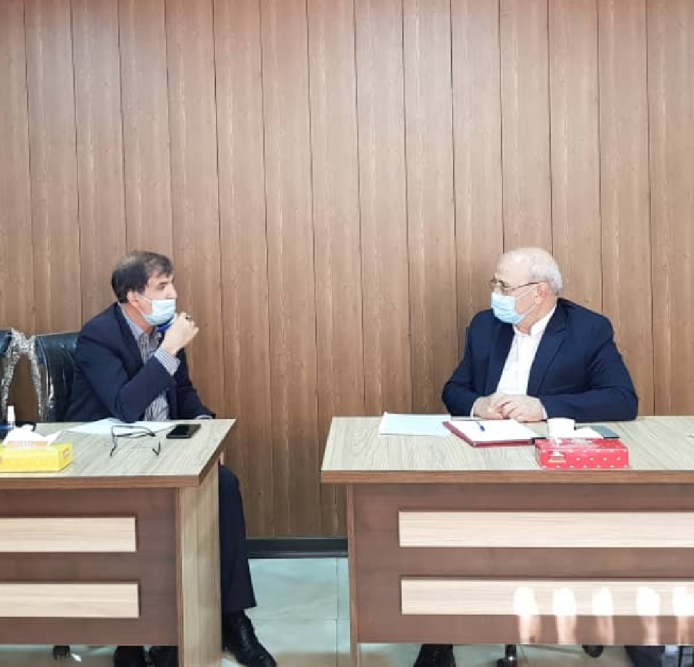 مدیر کل حفاظت محیط زیست استان اصفهان با آقای حاجی دیدار کرد