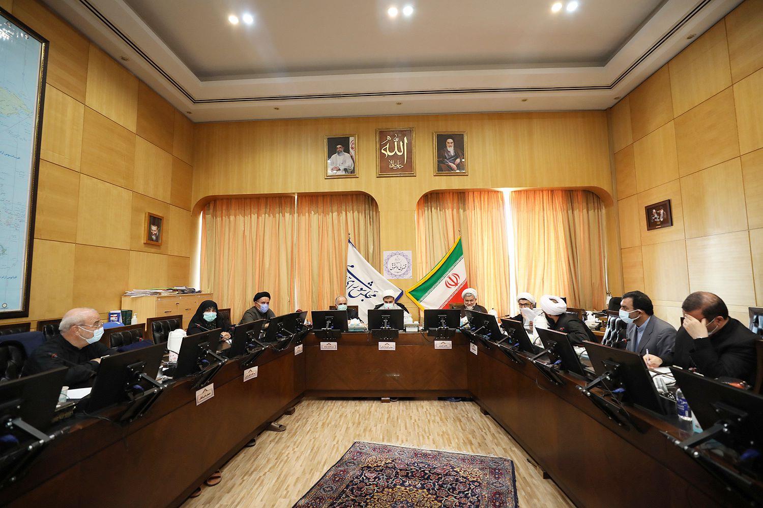 بررسی برنامه های پیشنهادی وزرای دادگستری،صنعت و راه و شهرسازی