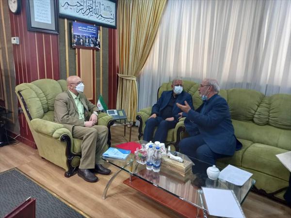 دیدار و گفتگوی  آقای حاجی  با دکتر زلفی گل وزیر علوم تحقیقات و فناوری