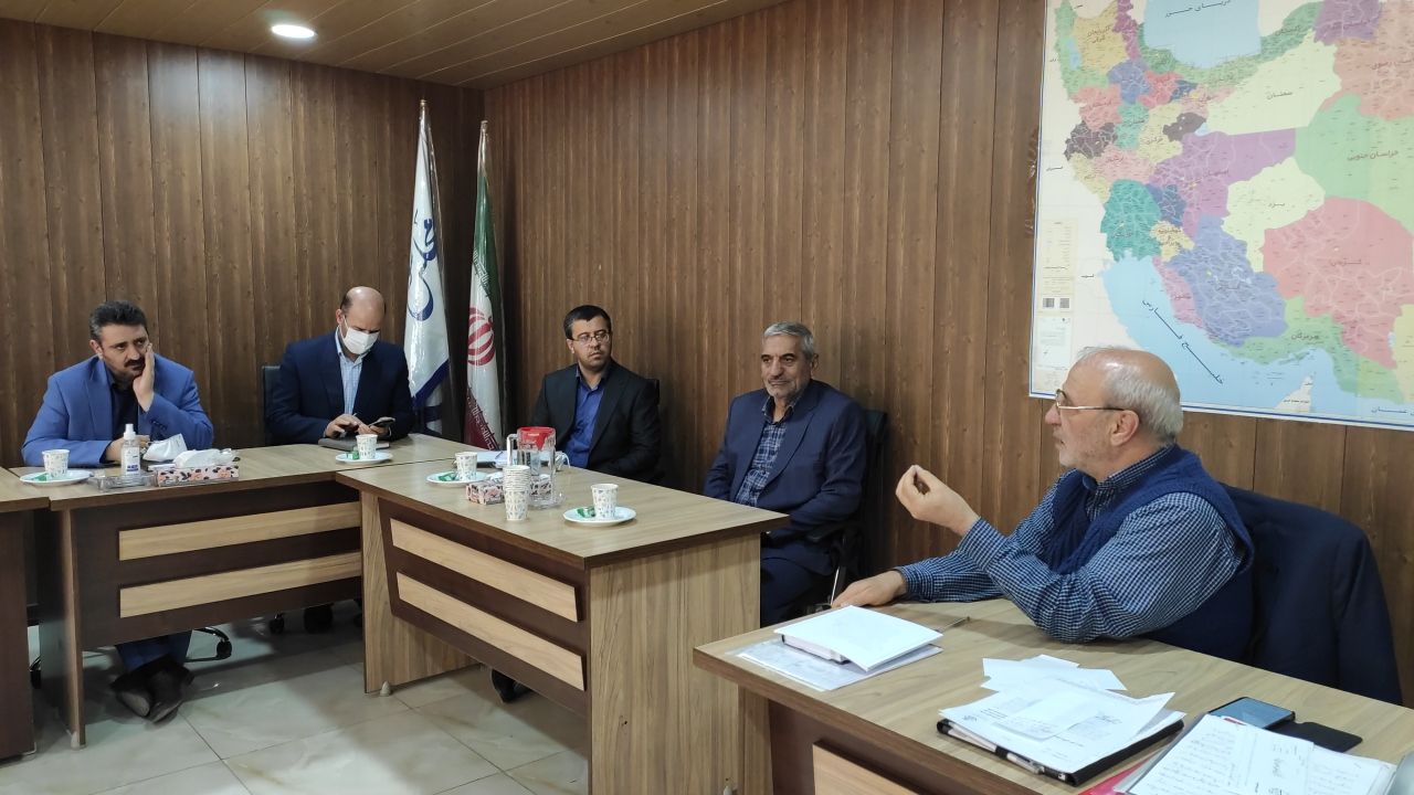 حسینعلی حاجی در حضور مدیرکل جهاد کشاورزی: جهادکشاورزی باید مدافع حقوق کشاورزان باشد