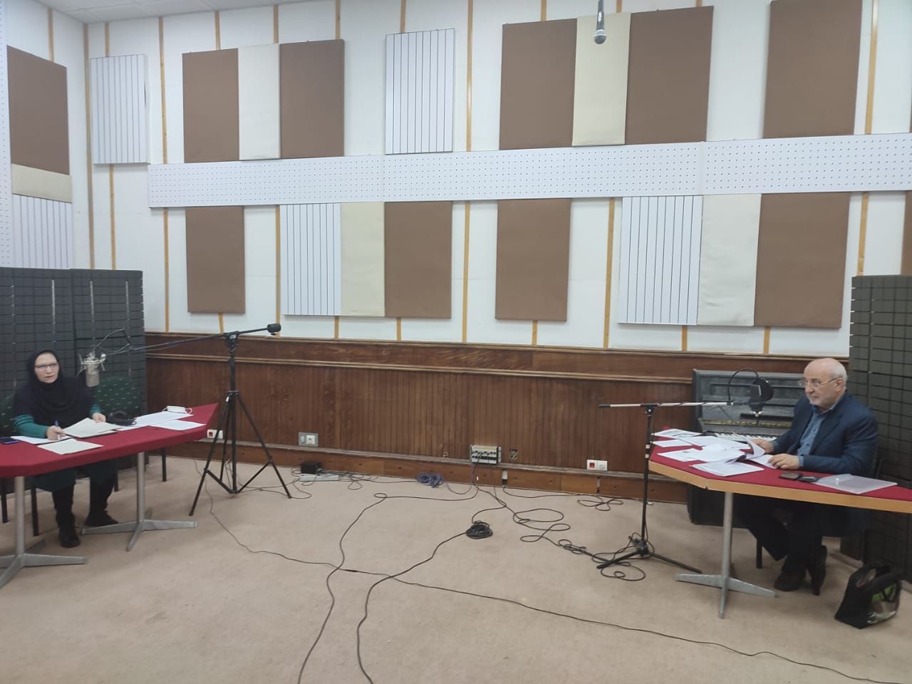 ضبط برنامه رادیویی