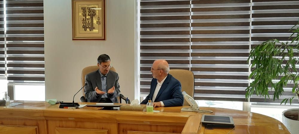 دیدار حسینعلی حاجی دلیگانی با رئیس بنیاد مستضعفان انقلاب اسلامی