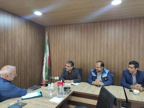 دیدار رییس جدید کمیته امداد امام خمینی (ره) شاهین شهر با آقای حاجی