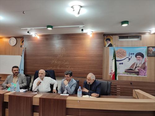 جلسه مشترک مدیران کل ثبت اسناد و املاک ، بنیاد مسکن انقلاب اسلامی و جهاد کشاورزی استان اصفهان