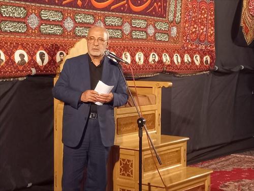 آقای حاجی:بنده وظیفه دارم مطالبات مردم را به مقامات کشوری انتقال دهم و اشکالات را گوشزد کنم