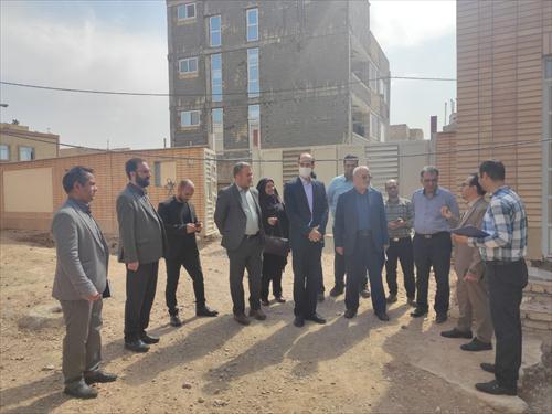 پیگیری مشکلات خیابان صنعت حبیب آباد و مدرسه درحال بازسازی تمدن خورزوق