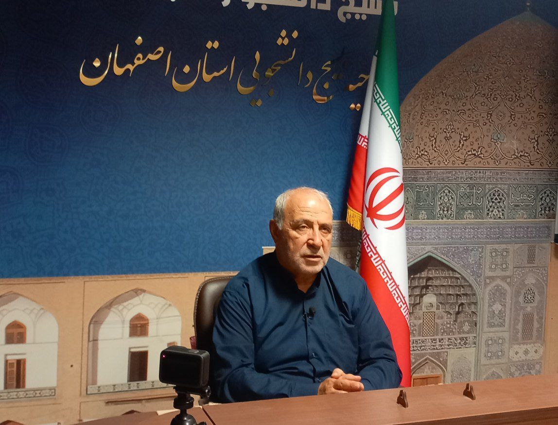 آقای حاجی: هیچ روش مشخصی در برنامه برای رسیدن به تورم تک نرخی و ثبات در نرخ ارز نیامده است