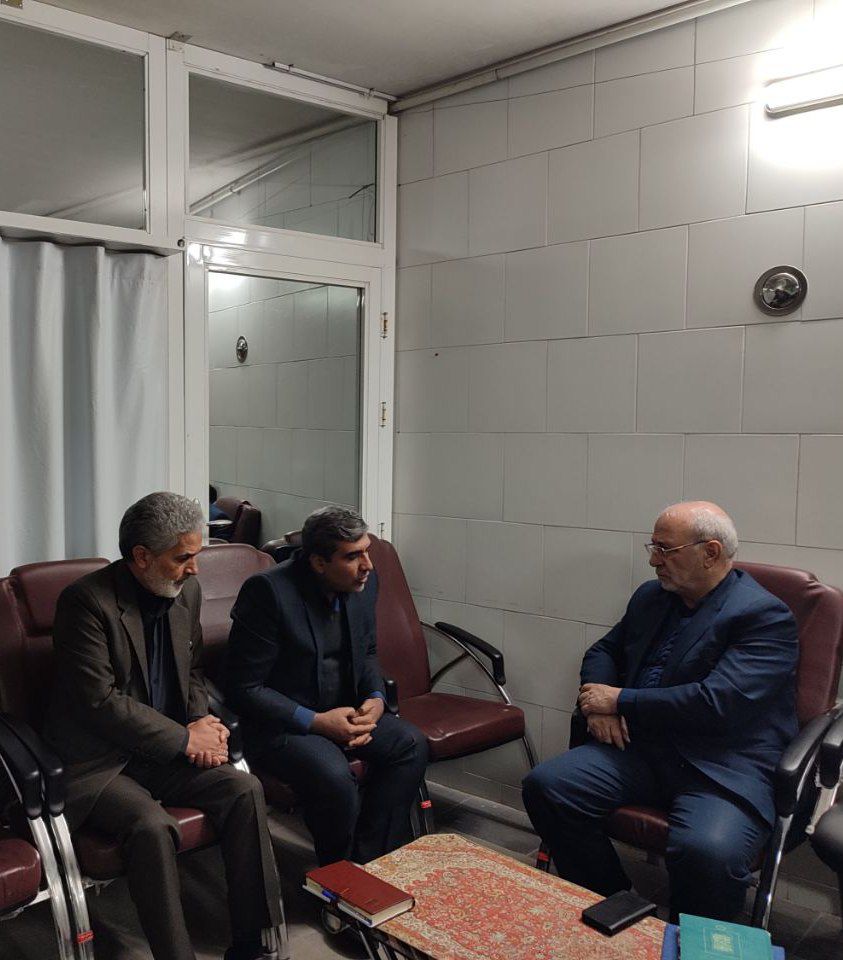 مدیرکل دامپزشکی استان اصفهان با آقای حاجی دیدار و گفتگو کرد