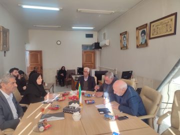 نشست با جمعی از معتمدین وزوان /حضور در راهپیمایی محکومیت حادثه تروریستی کرمان و یادواره شهدای حبیب آباد