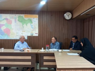 دیدار رئیس بنیاد مسکن انقلاب اسلامی،هیأت مدیره اتحادیه مرغداران،رئیس بیمارستان گلدیس با آقای حاجی