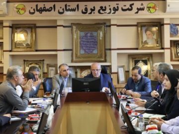 نشست با مدیر عامل شرکت توزیع برق استان اصفهان و حضور در یادواره شهدای شهر دستگرد