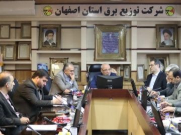 پیگیری مسائل و موضوعات مرتبط با برق حوزه انتخابیه و جلسه مشترک بنیاد مسکن انقلاب اسلامی و اداره ثبت اسناد و املاک
