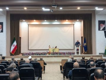 نشست با مدیر عامل بانک ملی ایران و سخنرانی در جمع فرماندهان بازنشسته سپاه