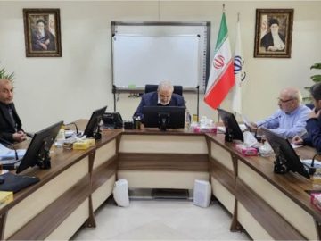 نشست با وزیر نیرو و معاون شرکت منابع آب ایران و مدیر حوضه آبریز زاینده‌رود
