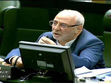 اعتراض حسینعلی حاجی در جریان بررسی گزارش کمیسیون اقتصادی در مورد طرح مالیات بر سوداگری و سفته‌بازی