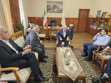 دیدار با مدیر عامل بانک ملی ایران/جلسه بامدیر عامل آب و فاضلاب کشور/جلسه مجمع نمایندگان استان اصفهان