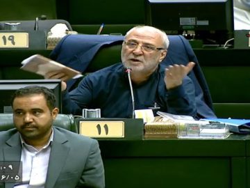 حسینعلی حاجی مستند به قانون آئین نامه مجلس نسبت به ضرورت تکریم مراجعین به مجلس