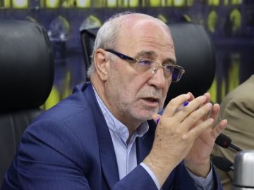 آقای حاجی خطاب به وزیر جهادکشاورزی:با این مدیریت شما کشور با مشکلات اساسی روبرو خواهد شد