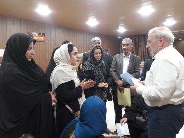 ملاقات مردمی آقای حاجی در دفاتر شهرستانی شنبه ۵ مهر ۱۴۰۴