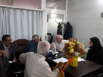 ملاقات مردمی آقای حاجی در دفاتر شهرستانی جمعه 2 آبان و شنبه 3 آبان ماه 1404