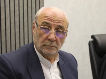 حسینعلی حاجی دلیگانی در جلسه مشترک اعضا فراکسیون اصل نود مجلس شورای اسلامی با خودرو سازان استان کرمان