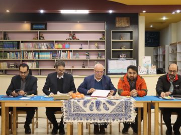 بازدیداز کانون پرورش فکری کودکان شاهین شهر/جلسه هم‌اندیشی و بررسی مشکلات شهری دو شهر شاهین‌شهر و گرگاب