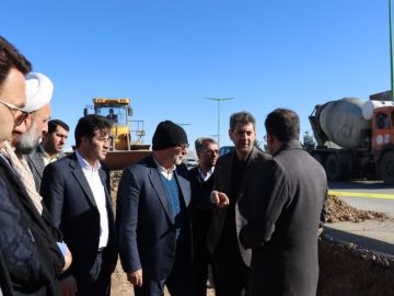 افتتاح مدرسه گل نرگس خورزوق/کلنگ زنی فضای کارگاهی خیرساز/بهره برداری از چندطرح مخابراتی